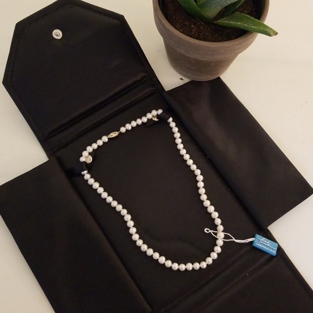 NWT Freshwater Cultured Pearl Necklace by Honora